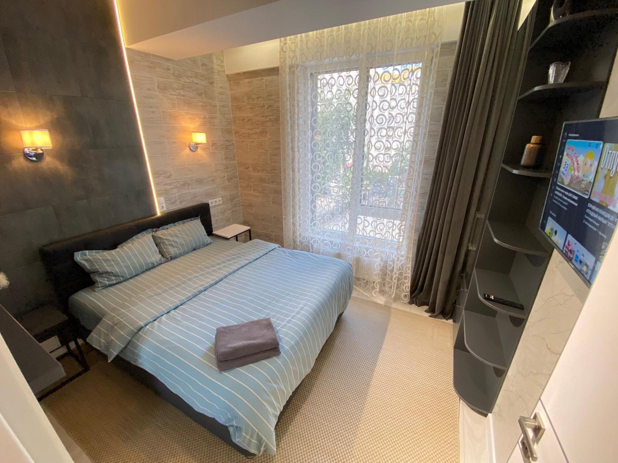 Rentnow Modern Business Apartment With 3 Bedrooms In Centre Chisinau Exterior photo