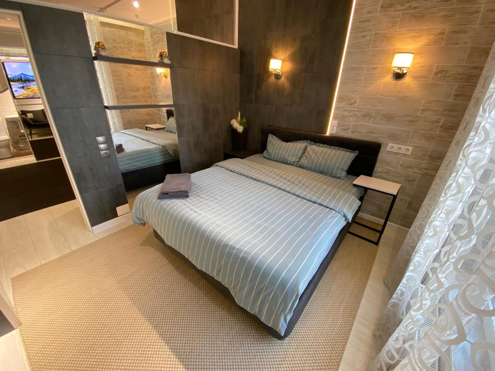 Rentnow Modern Business Apartment With 3 Bedrooms In Centre Chisinau Exterior photo