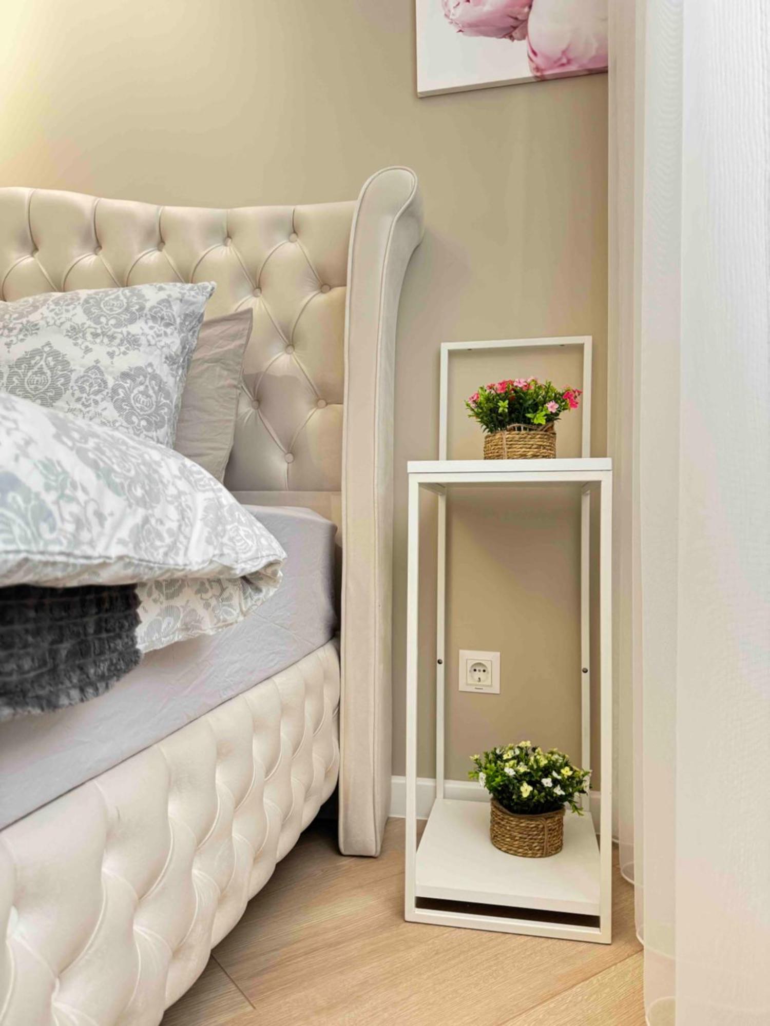 Rentnow Modern Business Apartment With 3 Bedrooms In Centre Chisinau Exterior photo